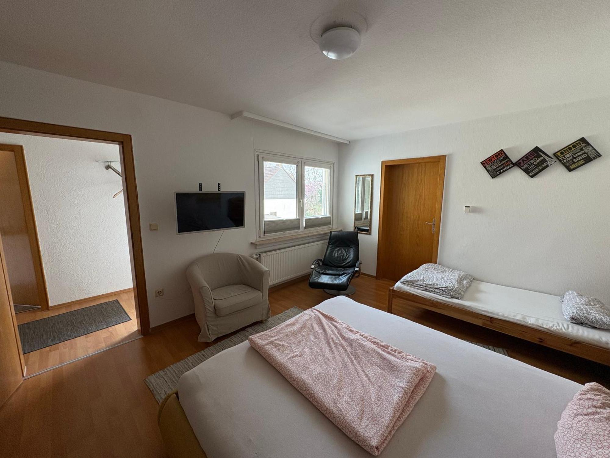 Apartment Hope Inn Groß-Zimmern Eksteriør bilde